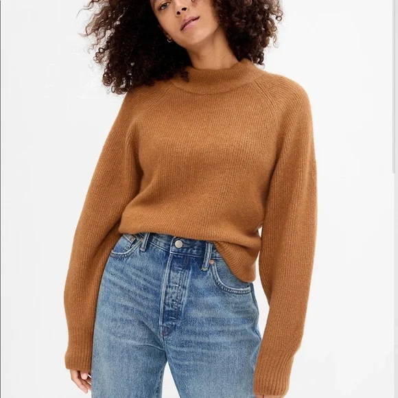 Gap 2024 outlet sweaters